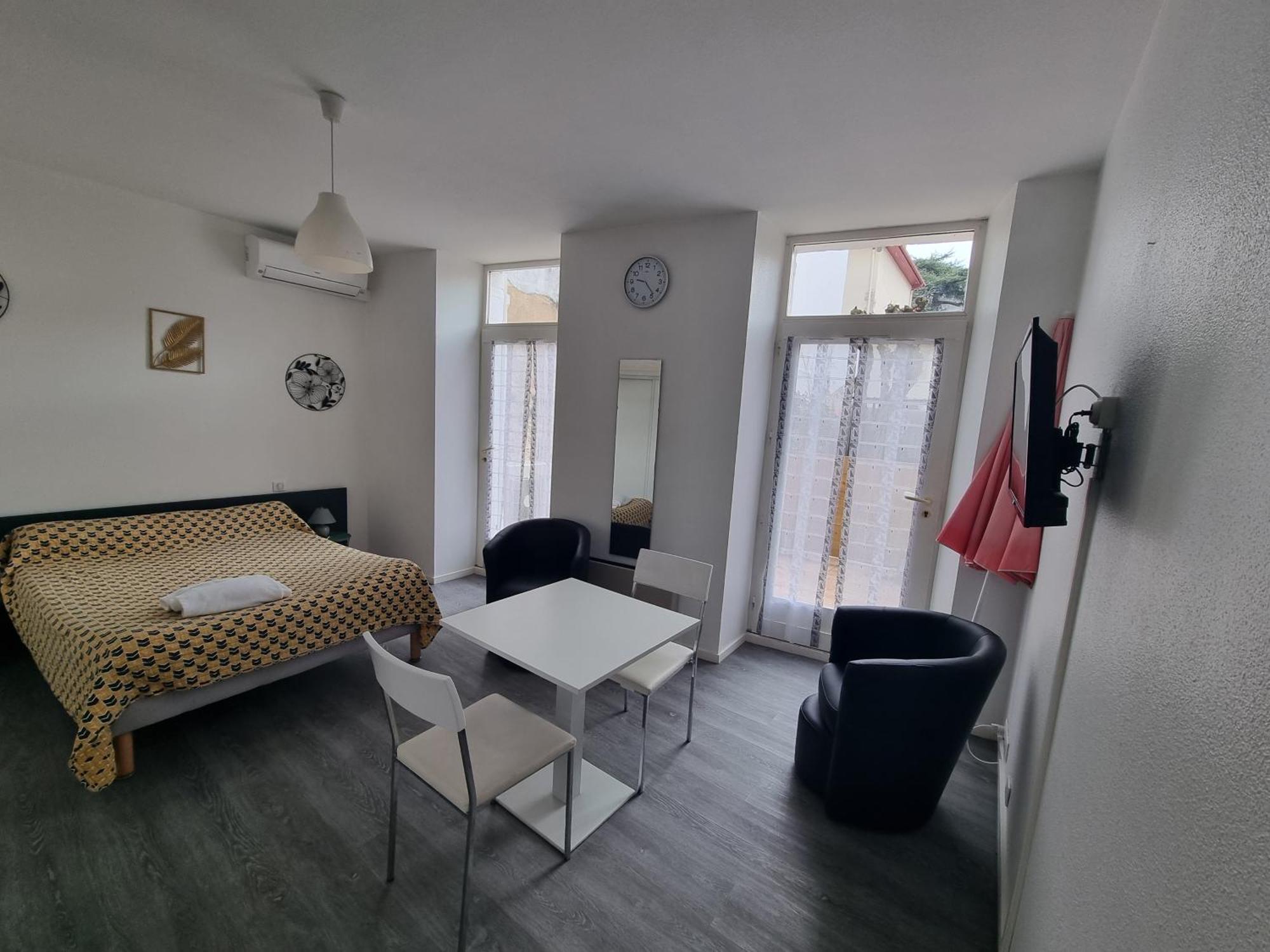 Hotel Bains Sarrailh Dax Exterior foto